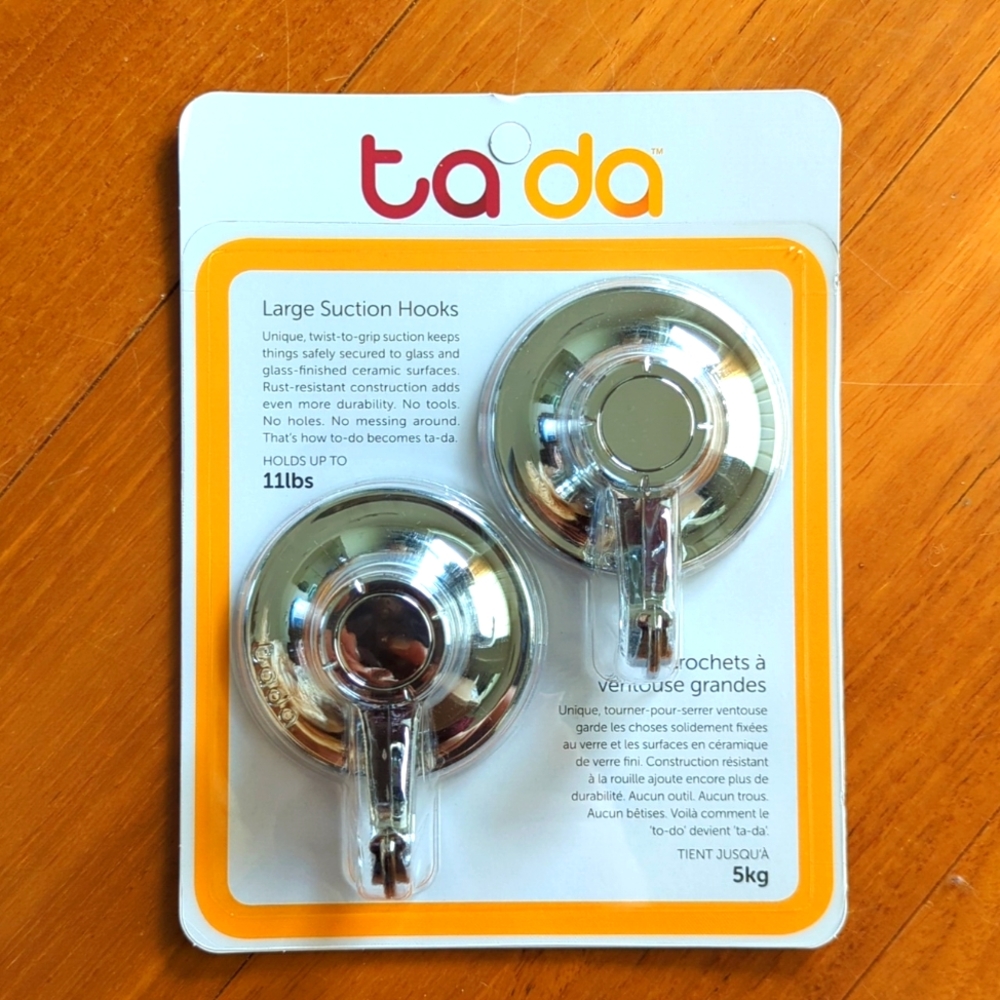 NWT "Ta Da" Large Suction Hooks